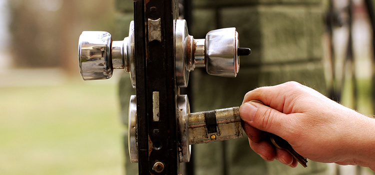 front door latch repair Orosi
